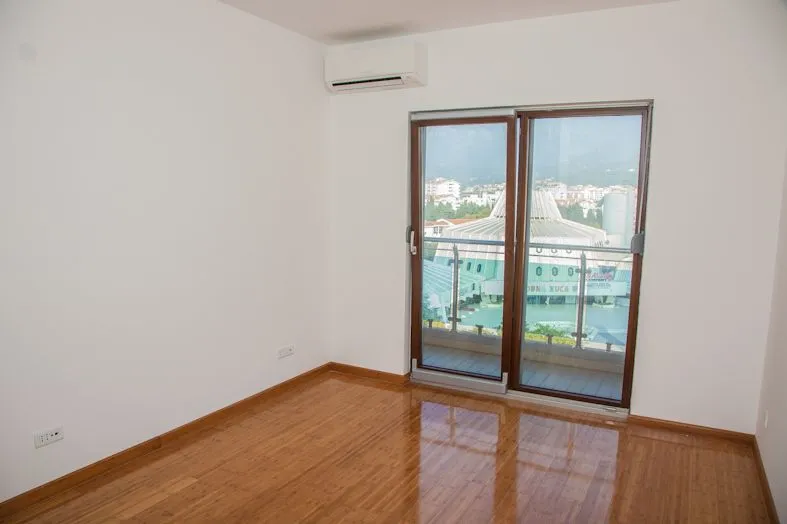 Prodaja, stan, 66m², Bar, Crna Gora