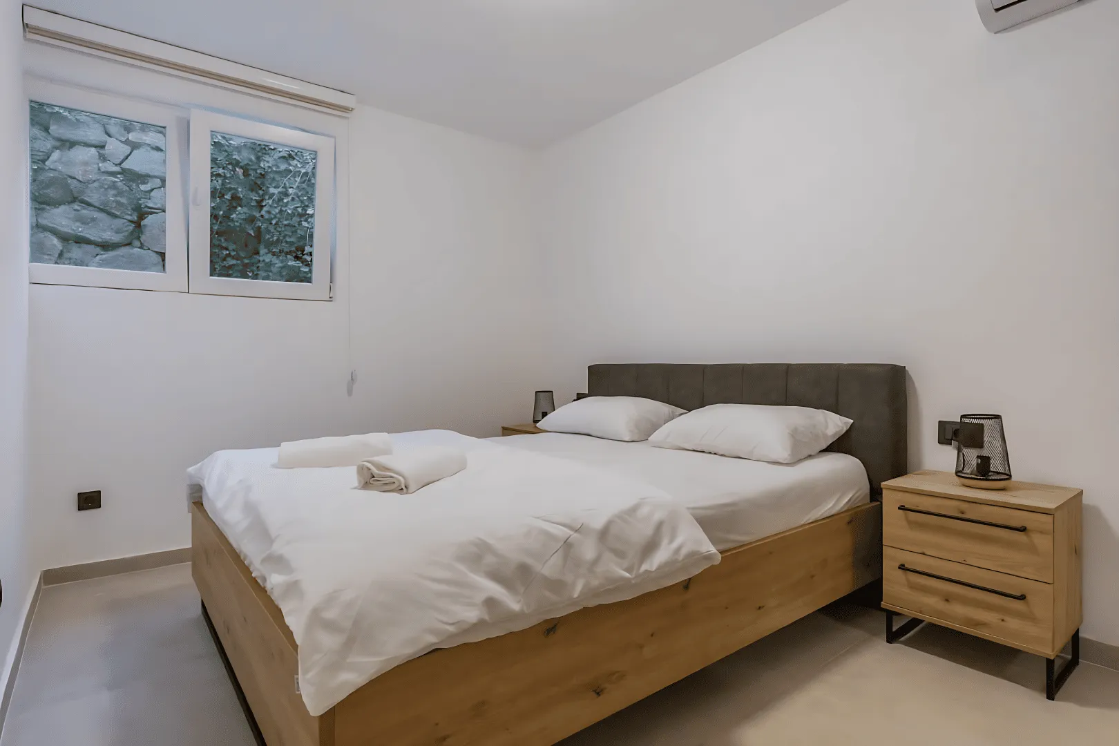 Prodaja, kuća, 293m², Markovići, Budva