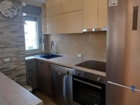 Izdavanje, trosoban stan, 68m², Čukarica, Beograd - image 4