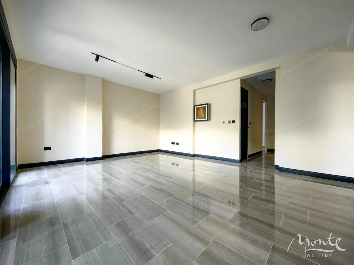 Prodaja, trosoban stan, 111m², Vezirov Most, Podgorica