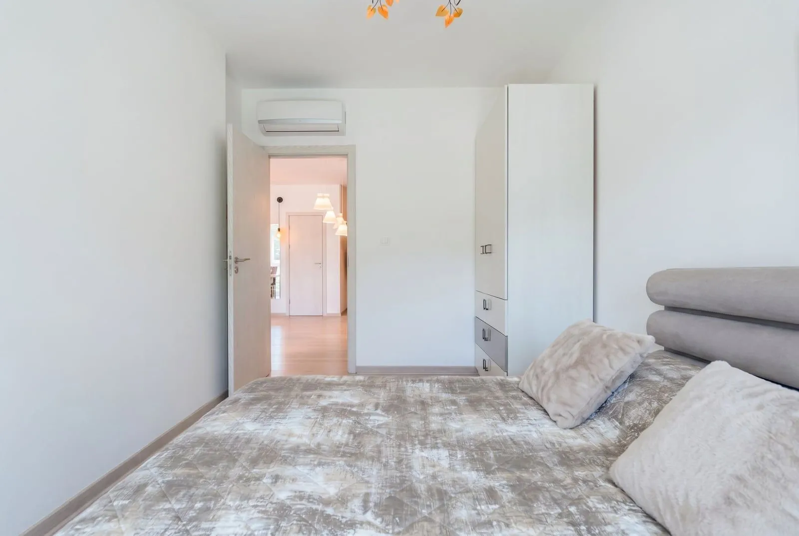 Prodaja, trosoban stan, 84m², Bečići, Budva