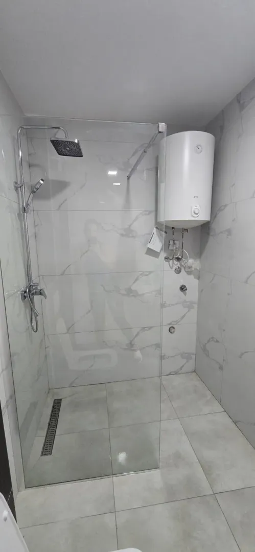 Prodaja, jednosoban stan, 56m², Lazi, Budva