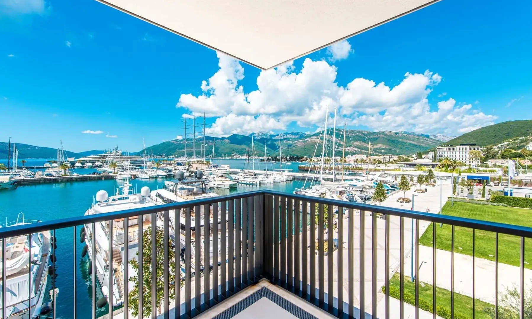 Prodaja, dvosoban stan, 144m², Porto Montenegro, Tivat