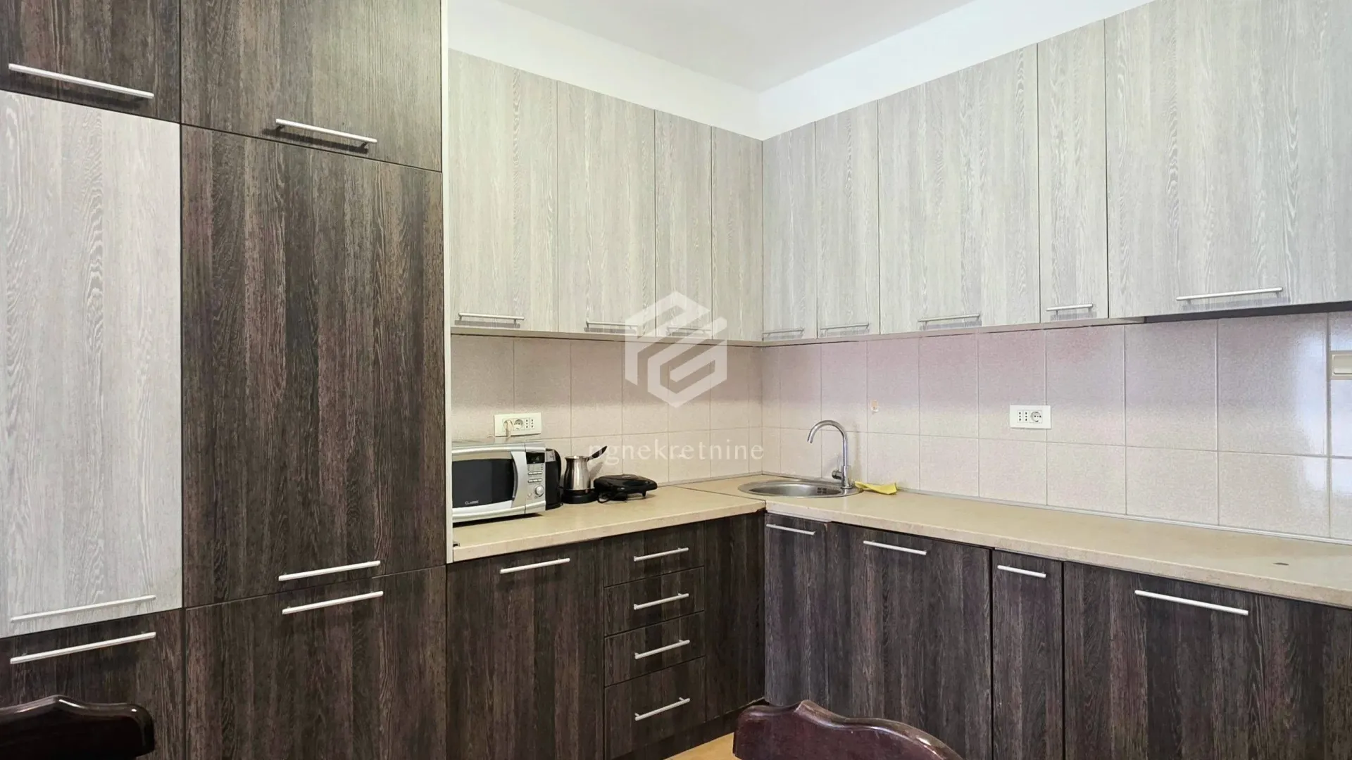 Rent, two bedroom apartment, 115m², Tološi, Podgorica