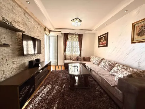 Rent, two bedroom apartment, 74m², Stara Varoš, Podgorica - image 3