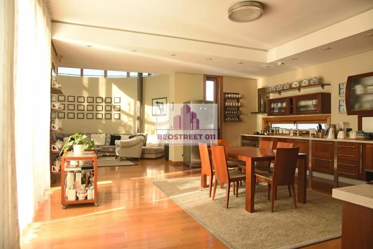 Prodaja, kuća, 900m², Dedinje Sve Podlokacije, Beograd