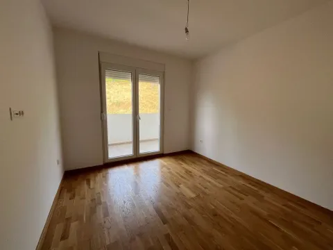 Rent, two bedroom apartment, 69m², Ljubović, Podgorica - image 8