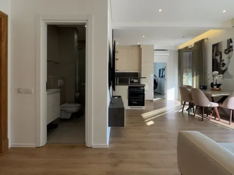 Prodaja, dvosoban stan, 90m², Tivat, Crna Gora - image 10