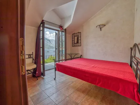 Rent, house, 278m², Stoliv, Kotor - image 16