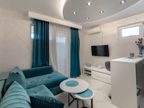 Izdavanje, jednosoban stan, 30m², Preko Morače, Podgorica