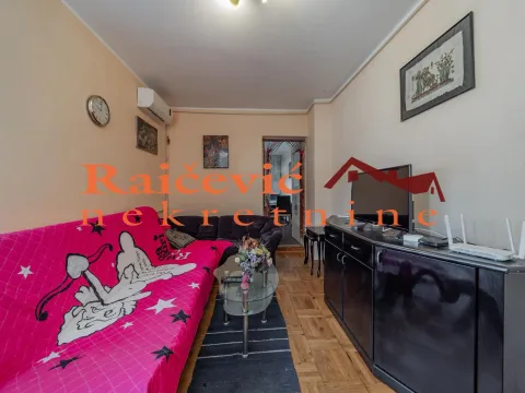 Izdavanje, dvosoban stan, 108m², Stari Merkator, Novi Beograd Sve Podlokacije - image 4