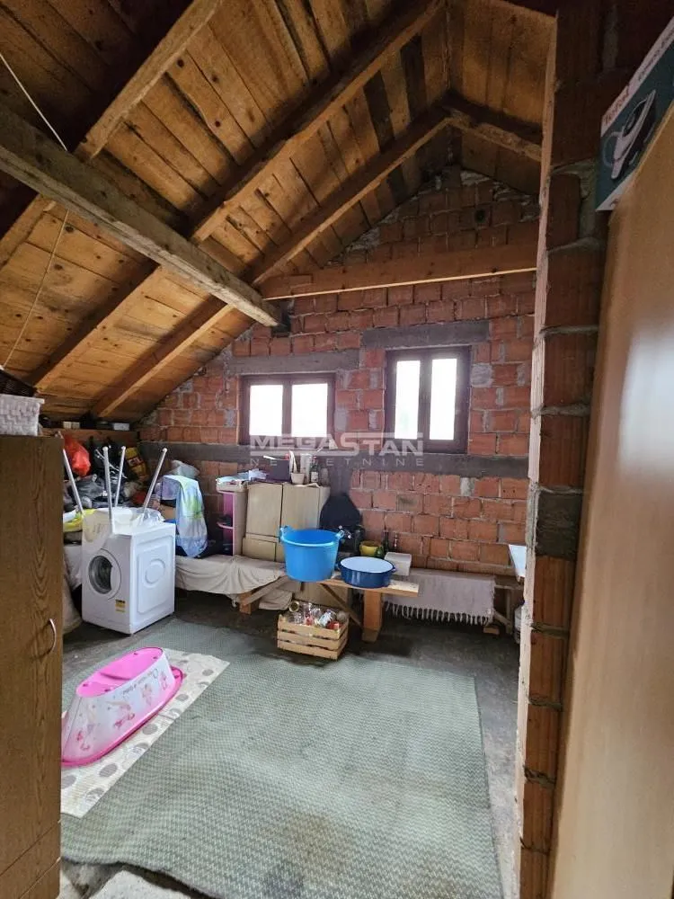 Prodaja, kuća, 214m², Zvezdarska Šuma, Zvezdara Sve Podlokacije