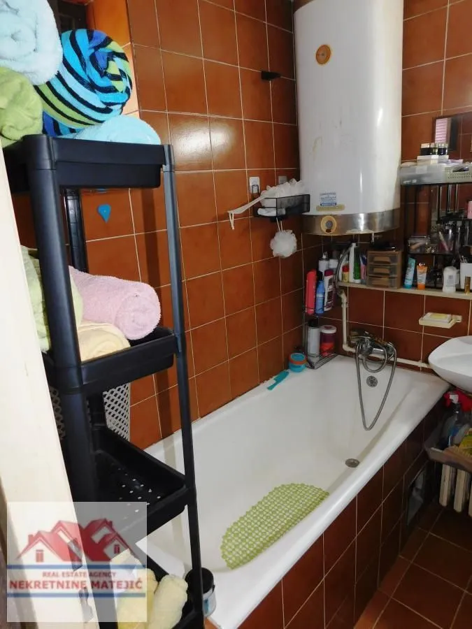 Prodaja, trosoban stan, 71m², Veliki park, Kragujevac