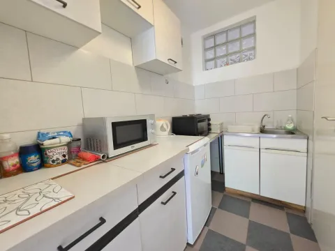 Rent, studio apartment, 35m², Budva, Crna Gora - image 13