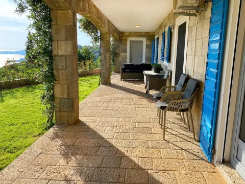 Prodaja, kuća, 250m², Blizikuće, Budva - image 19