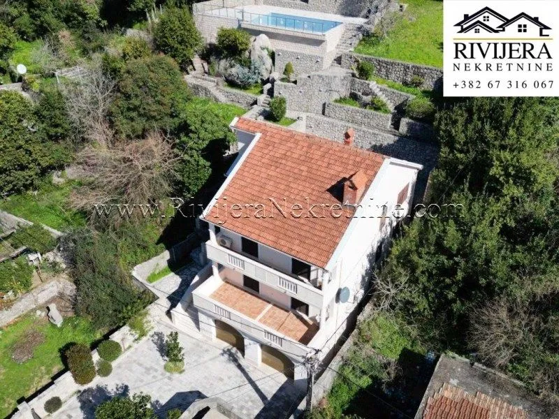 Prodaja, kuća, 245m², Lepetani, Tivat