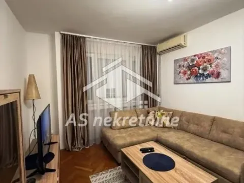 Izdavanje, stan, 37m², Palilula Sve Podlokacije, Beograd - image 4