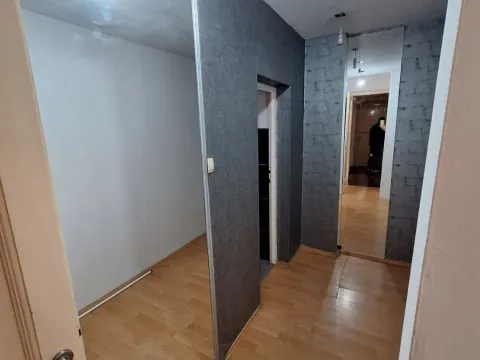 Izdavanje, dvosoban stan, 60m², Vračar, Šid - image 3