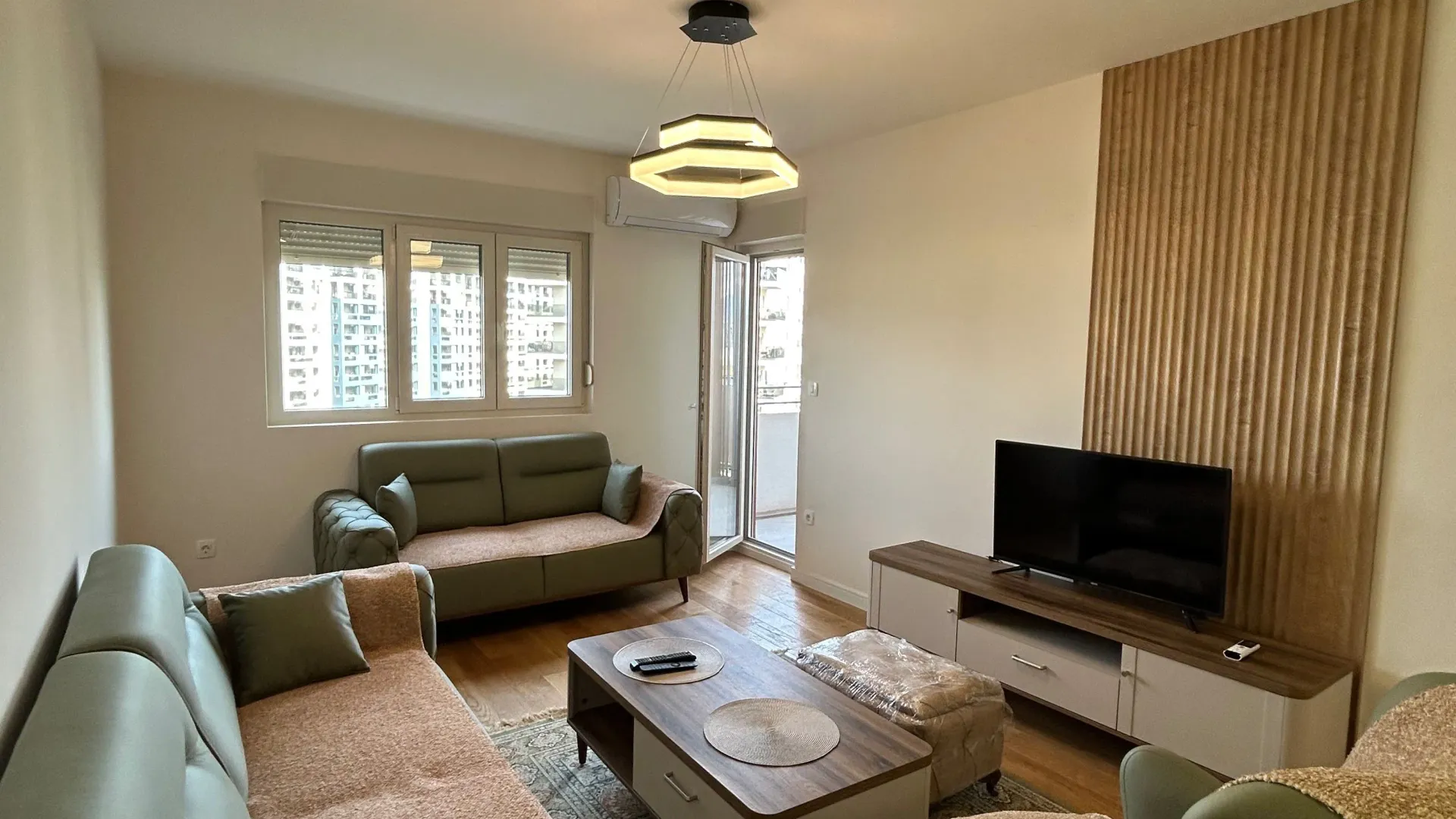 Rent, one bedroom apartment, 49m², Central Point, Podgorica