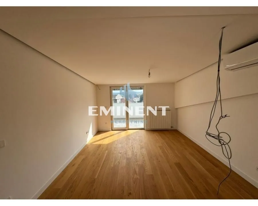 Prodaja, stan, 38m², Voždovačka Crkva, Voždovac Sve Podlokacije