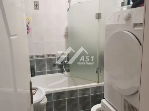 Izdavanje, dvosoban stan, 70m², Grbavica, Novi Sad Sve Podlokacije - image 8