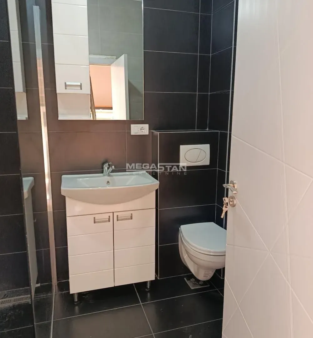 Sale, four bedroom apartment, 86m², Borča 1, Borča Sve Podlokacije
