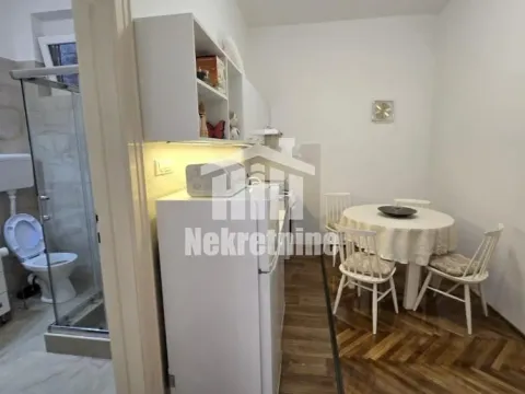 Rent, three bedroom apartment, 65m², Cvijićeva, Palilula Sve Podlokacije - image 8