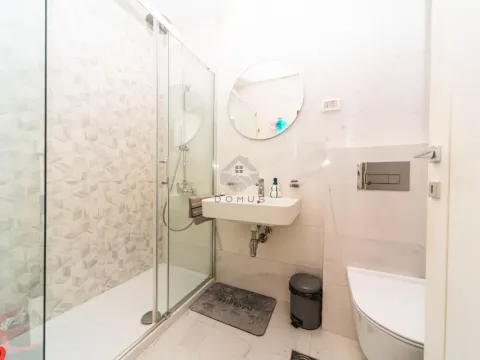 Izdavanje, jednosoban stan, 49m², Central Point, Podgorica - image 8