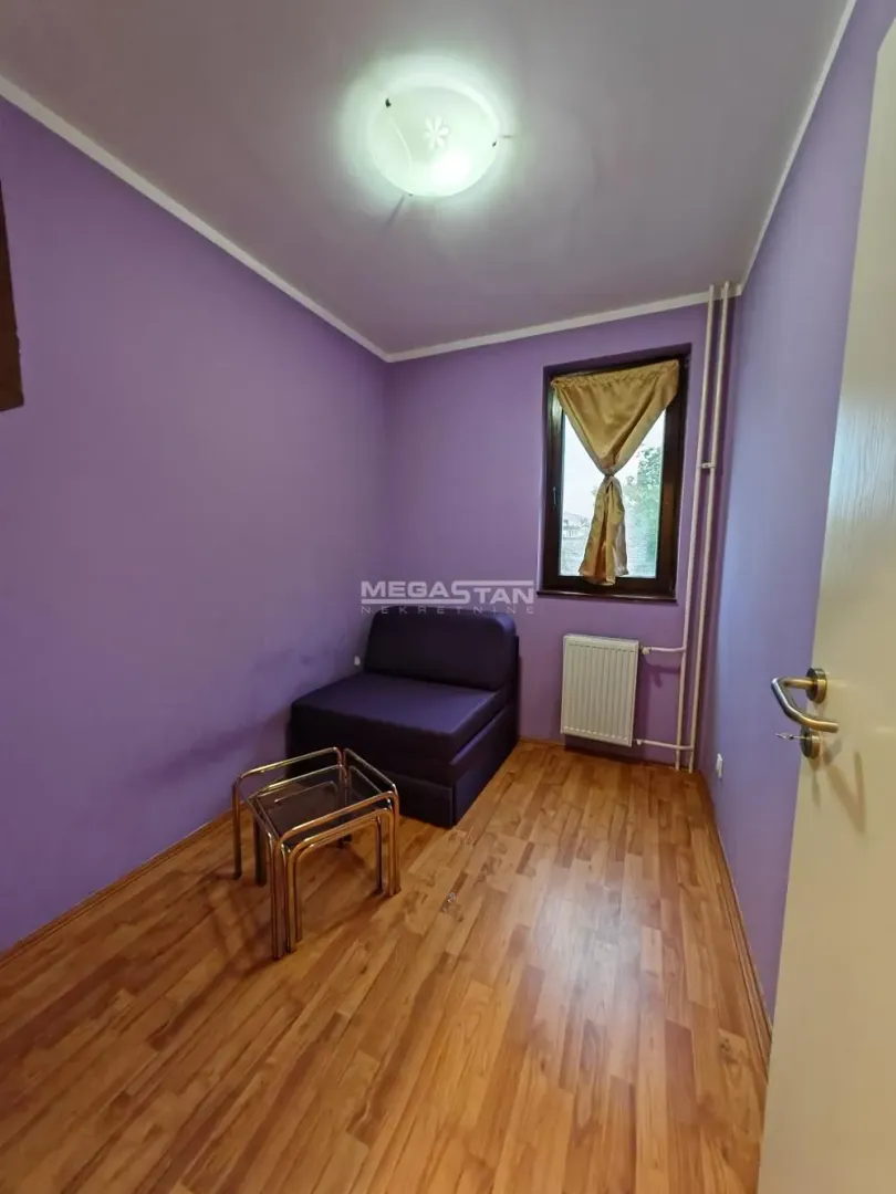 Izdavanje, jednosoban stan, 45m², Borča 1, Borča Sve Podlokacije