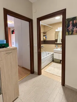 Prodaja, jednosoban stan, 48m², Stari Aerodrom, Podgorica - image 9