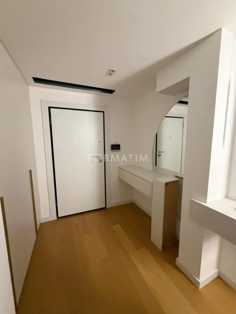 Rent, three bedroom apartment, 90m², Kalenić Pijaca, Vračar Sve Podlokacije