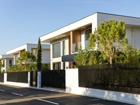 Sale, house, 262m², Donja Gorica, Podgorica - image 1