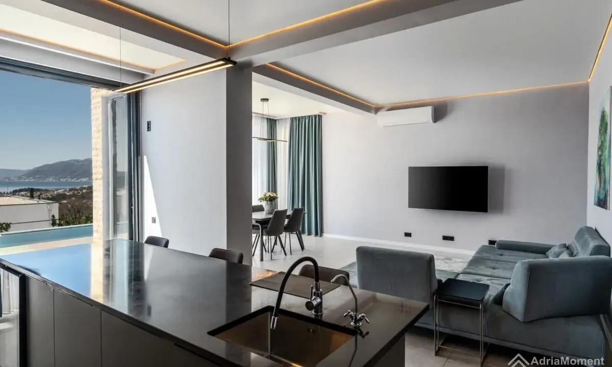 Sale, house, 180m², Kavač, Kotor