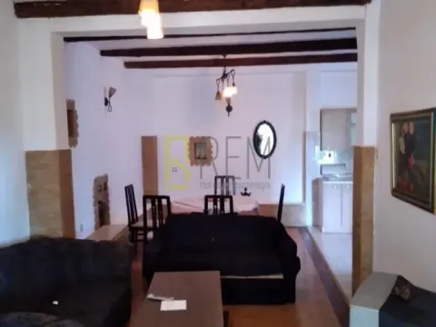 Prodaja, kuća, 348m², Stara Varoš, Podgorica - image 5
