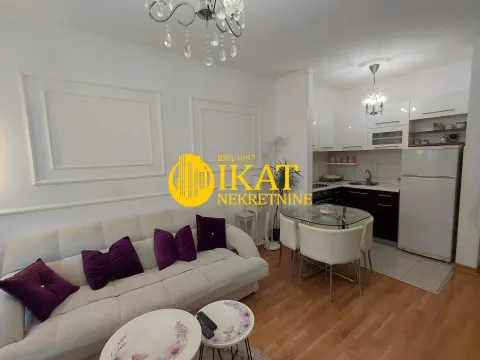 Prodaja, jednosoban stan, 30m², Južni Bulevar, Vračar Sve Podlokacije - image 3
