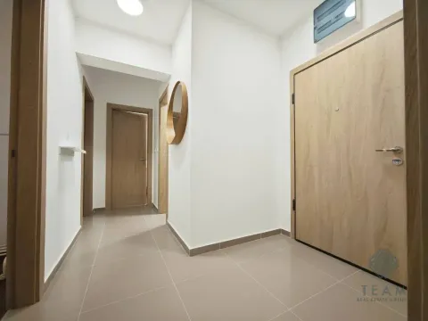 Izdavanje, dvosoban stan, 74m², Master Kvart, Podgorica - image 12