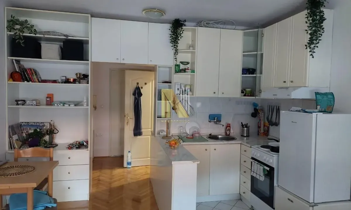 Rent, studio apartment, 24m², Centar, Novi Sad
