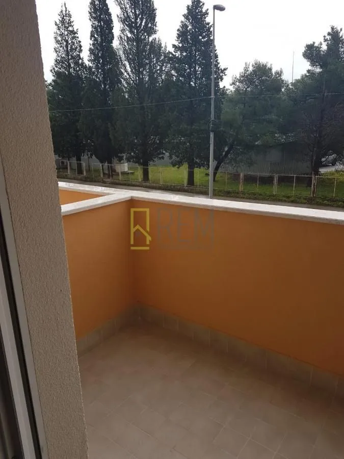 Rent, one bedroom apartment, 43m², City Kej, Podgorica
