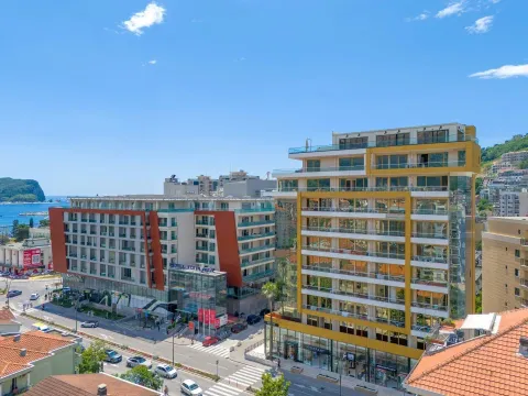 Prodaja, dvosoban stan, 94m², Budva, Crna Gora - image 17