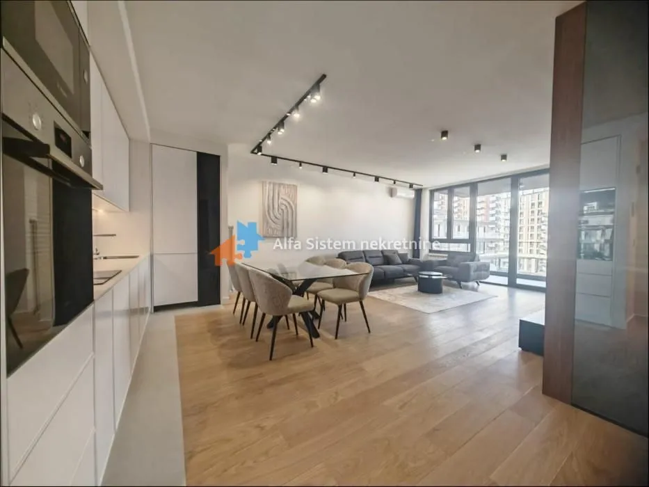 Rent, four bedroom apartment, 120m², Savski Venac, Beograd