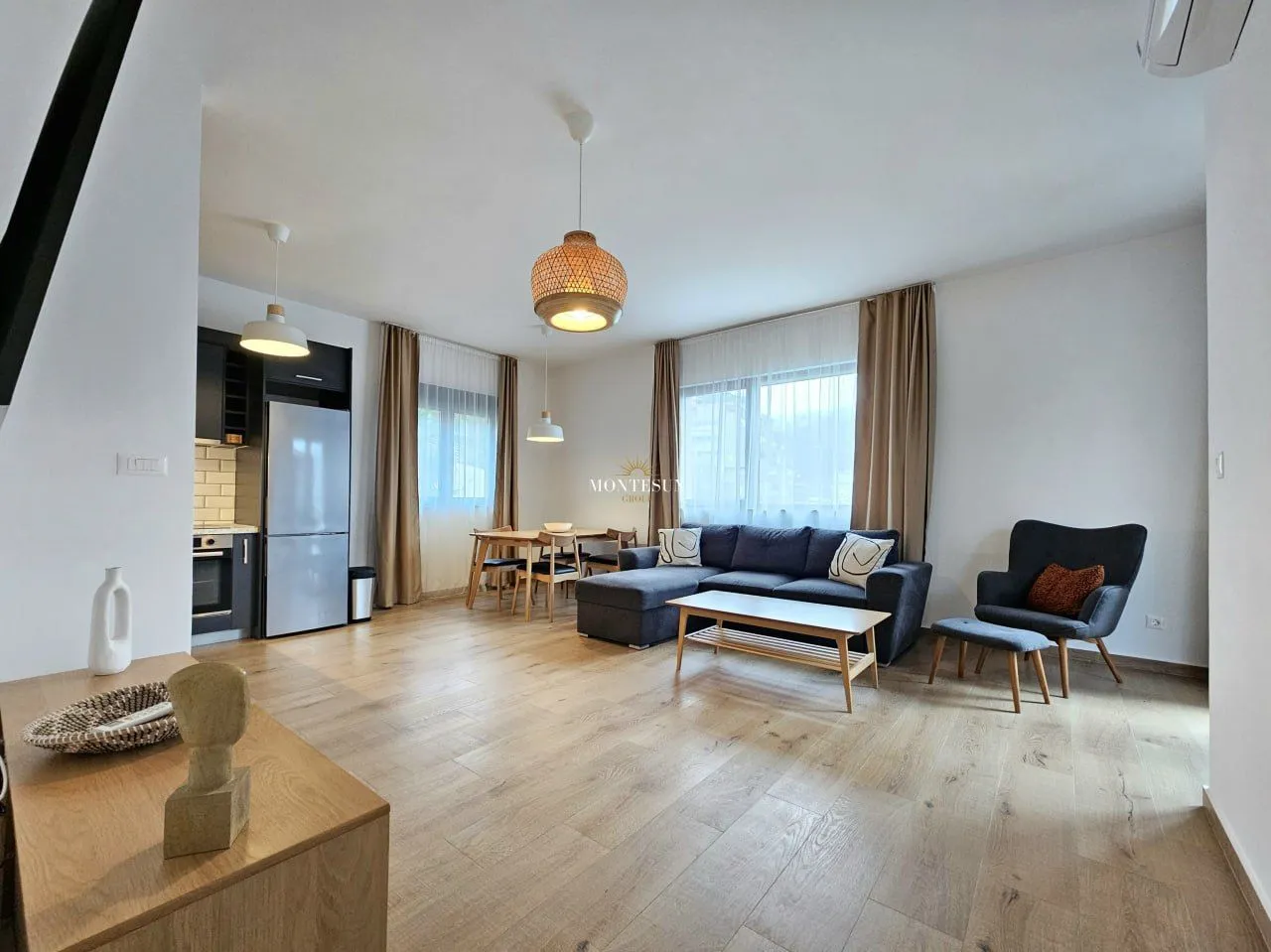 Rent, two bedroom apartment, 70m², Centar, Budva