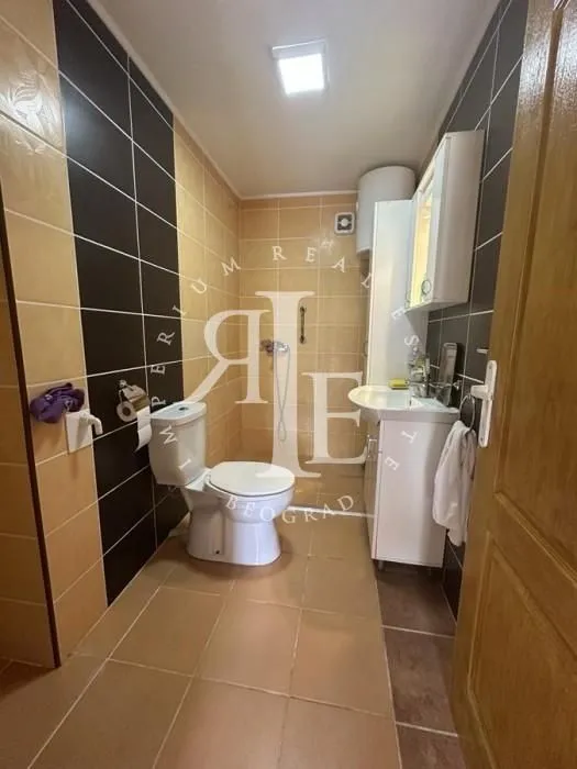 Prodaja, kuća, 188m², Beočić, Rekovac