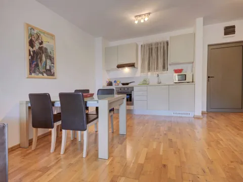 Prodaja, jednosoban stan, 47m², Pržno, Budva - image 8