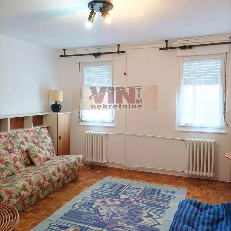 Izdavanje, dvosoban stan, 67m², Altina, Beograd