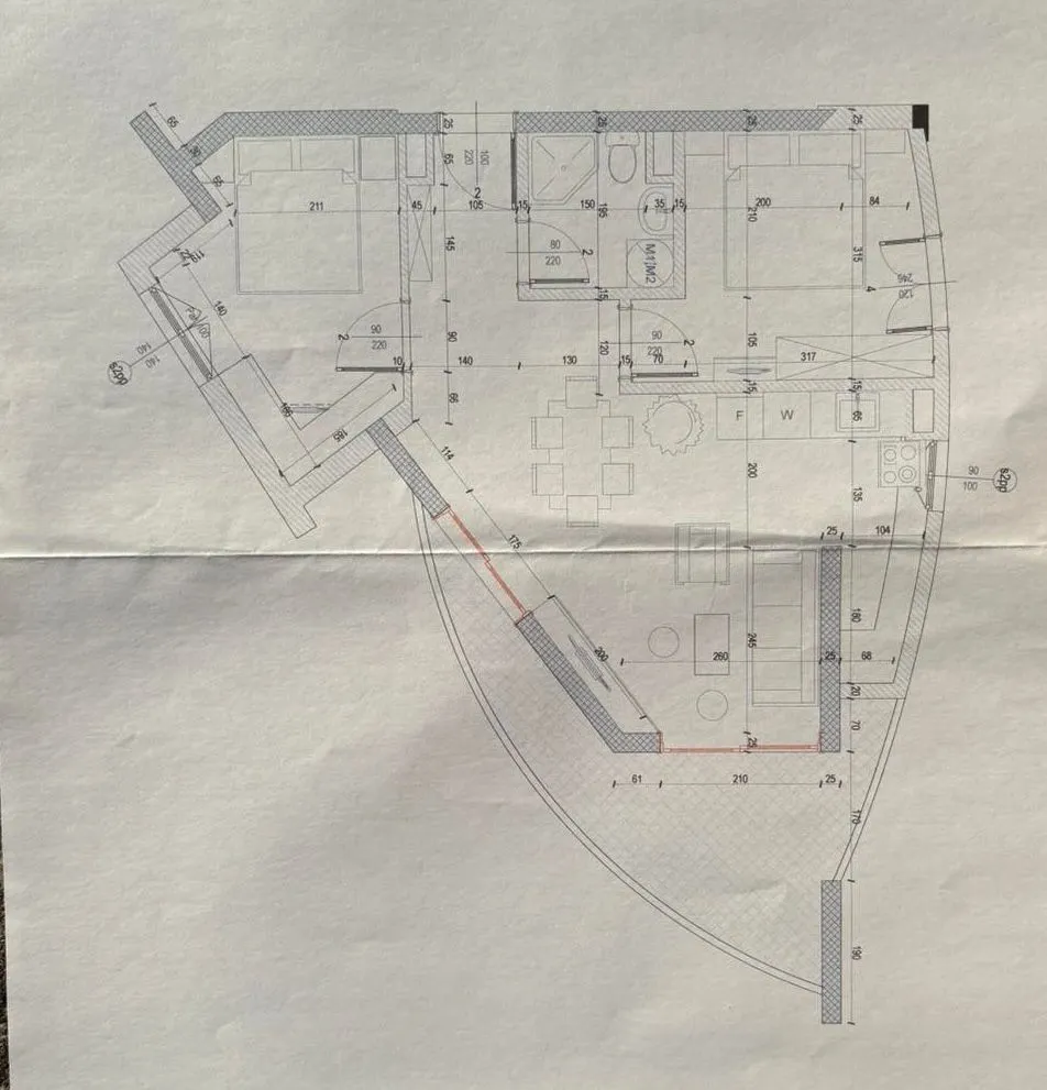 Arhitektonski plan stana sa rasporedom prostorija i dimenzijama.