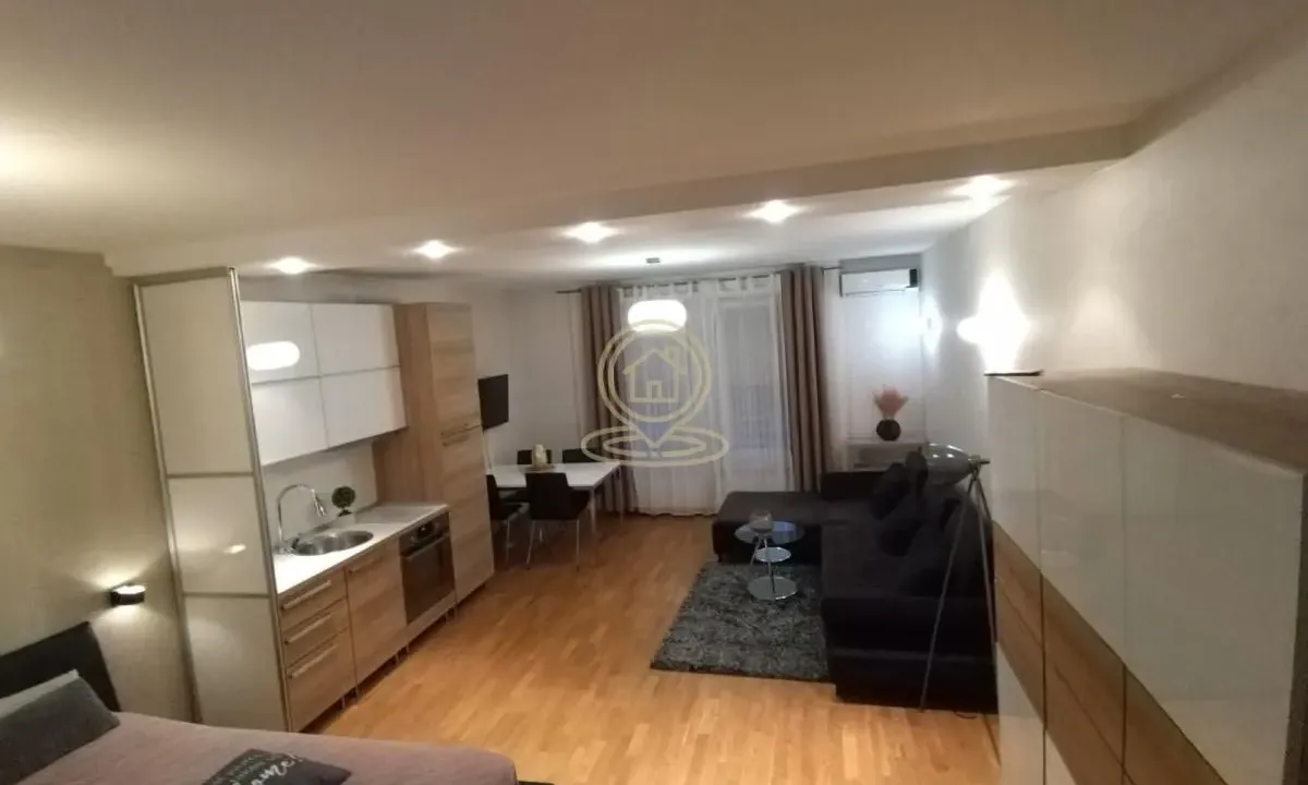 Rent, one bedroom apartment, 41m², Stari Grad, Beograd