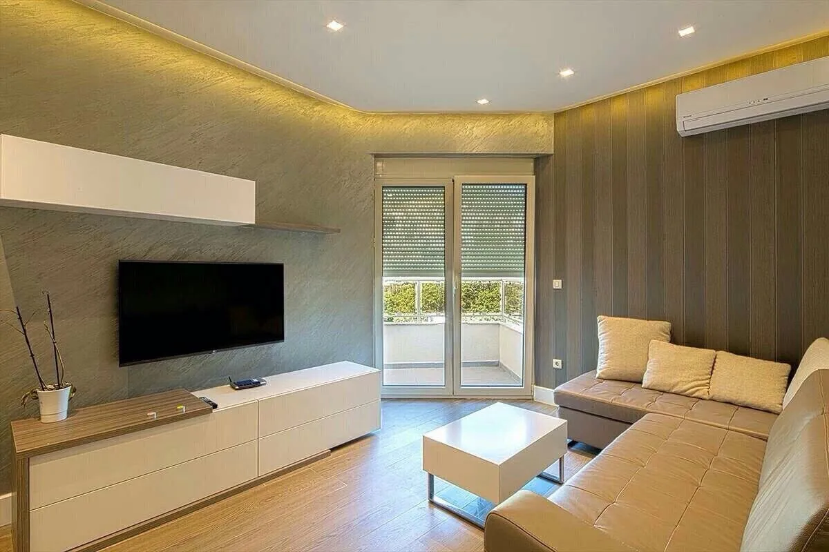 Rent, one bedroom apartment, 44m², Budva, Crna Gora