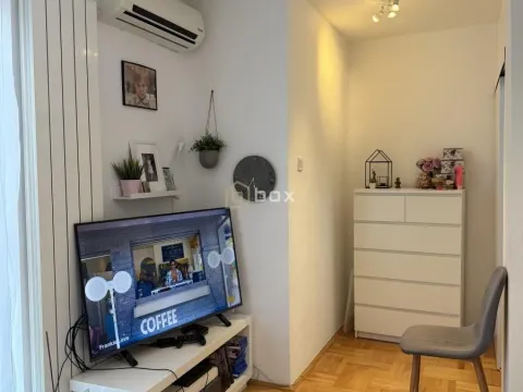 Sale, two bedroom apartment, 78m², Bulevar, Niš - image 14