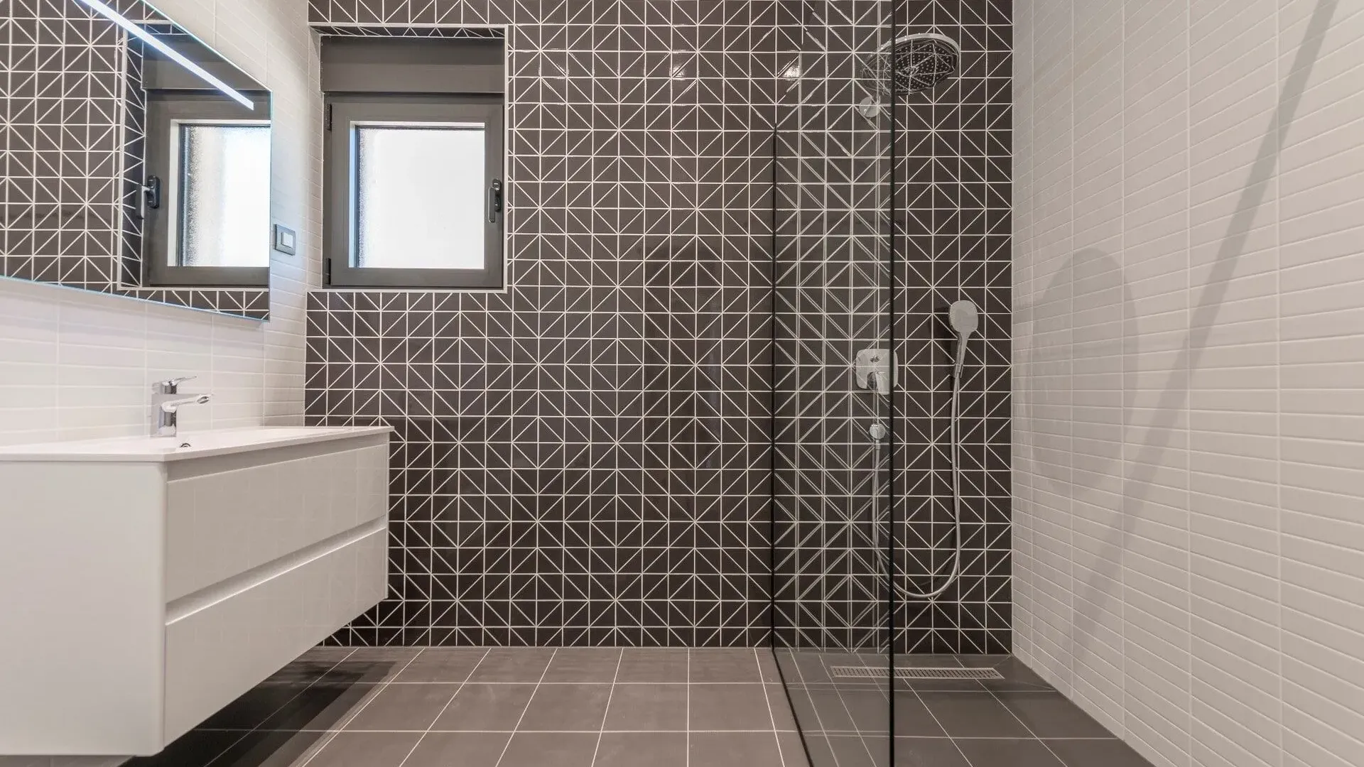 Prodaja, kuća, 558m², Tivat, Crna Gora