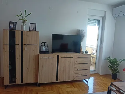 Sale, two bedroom apartment, 49m², Centar, Sombor - image 5